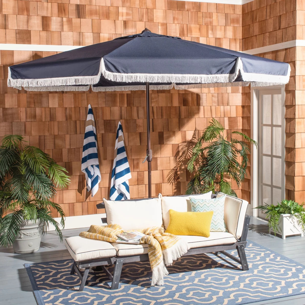 Safavieh Milan Fringe 11' Market Crank Round Umbrella, Navy/White